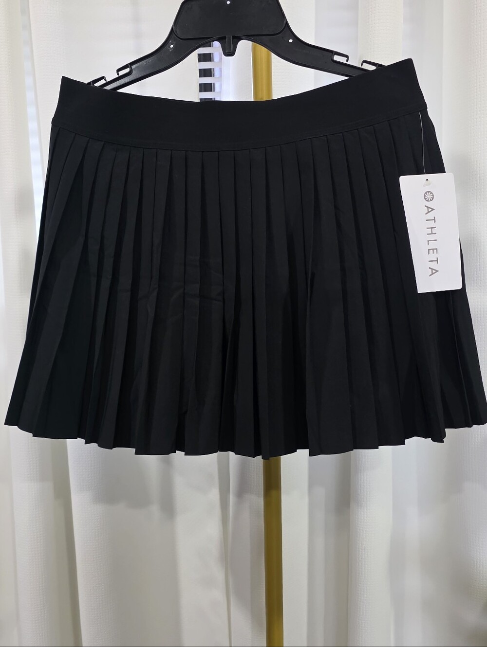 Athleta Match Point Pleated Skort Black NWT Size M Tennis Golf Pickleball